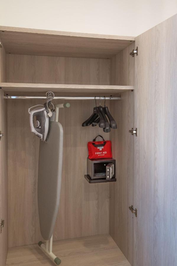 La Preziosa Apartment Duomo Napoli Eksteriør billede