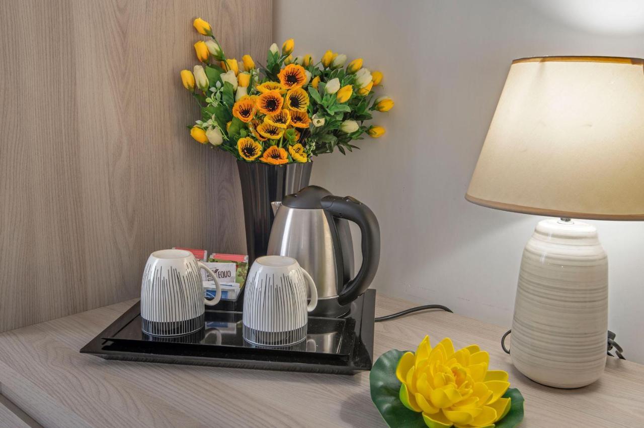La Preziosa Apartment Duomo Napoli Eksteriør billede