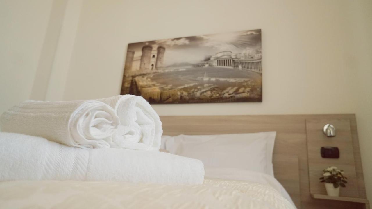 La Preziosa Apartment Duomo Napoli Eksteriør billede